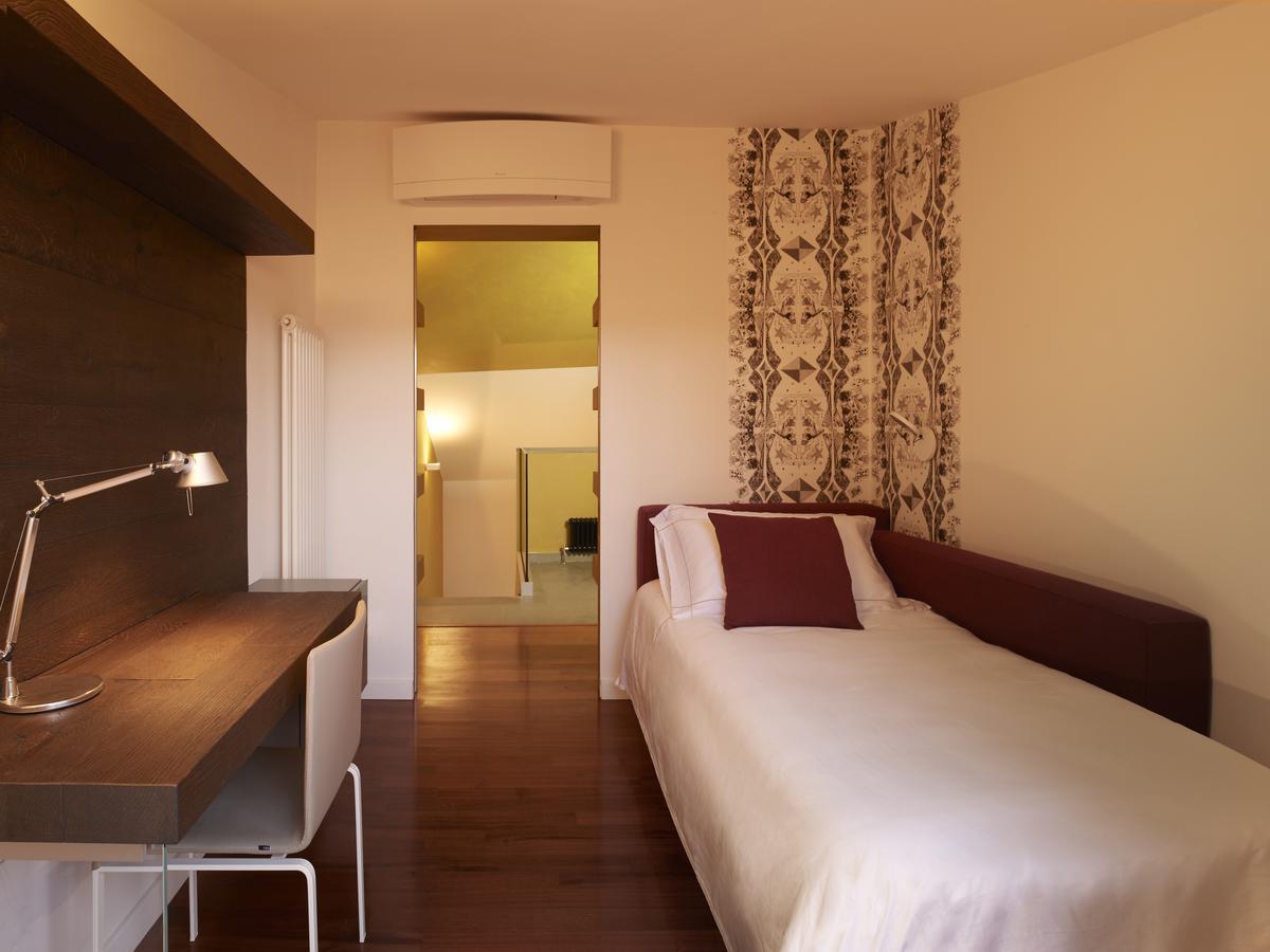 The Pinball Luxury Suites Βιτέρμπο Εξωτερικό φωτογραφία