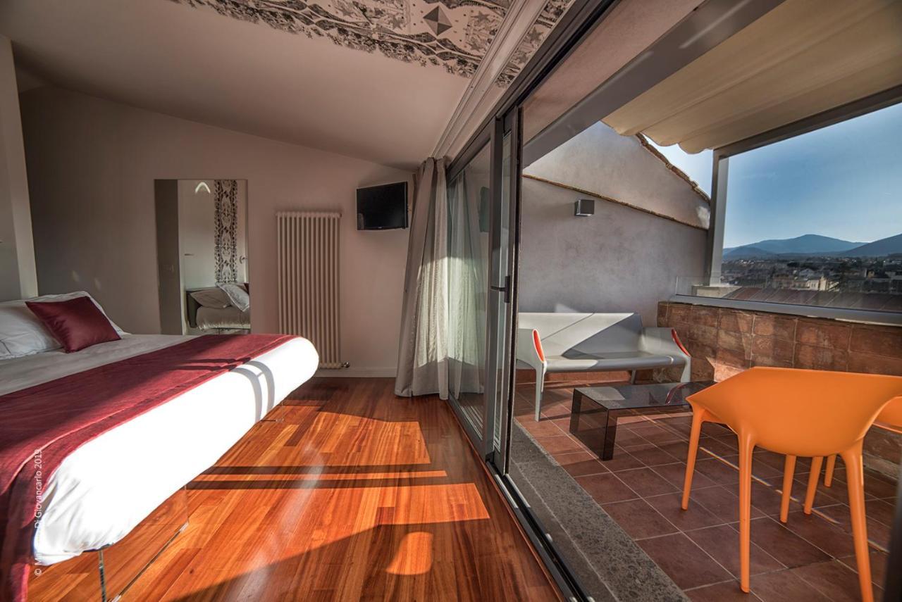 The Pinball Luxury Suites Βιτέρμπο Εξωτερικό φωτογραφία